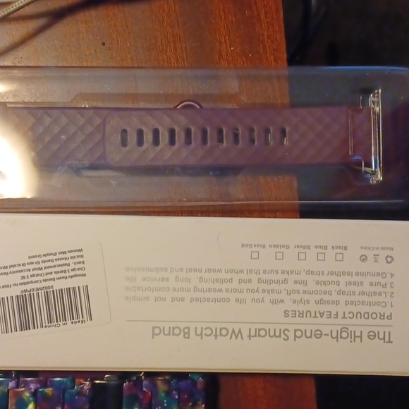 Like new Fitbit only worn a few times as in like three or four maybe - Picture 4 of 4